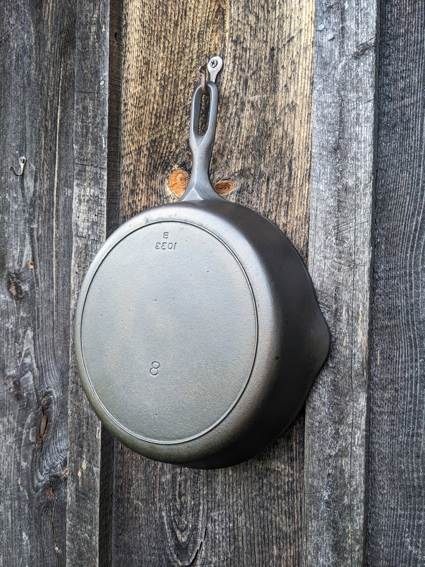 Griswold Iron Mountain #8 Cast Iron Skillet 1033 B