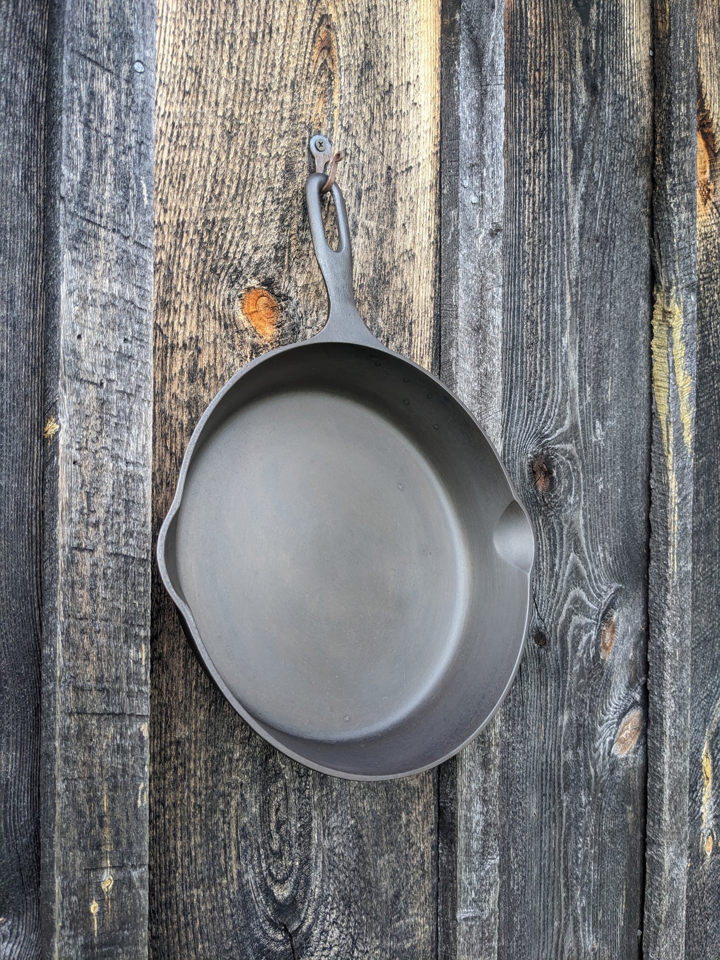Griswold Iron Mountain #8 Cast Iron Skillet 1033 B