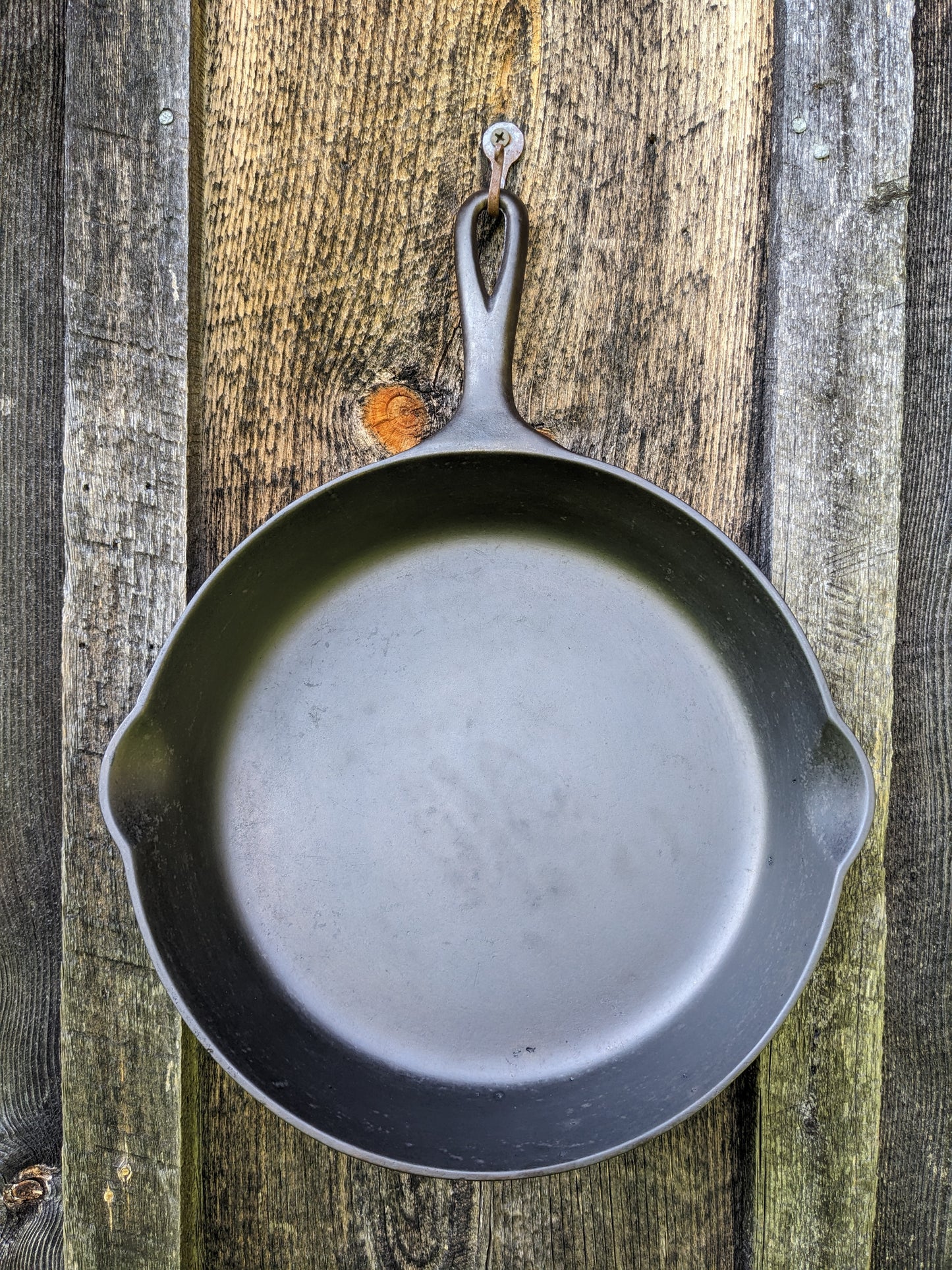 Antique Griswold #8 Slant Erie Cast Iron Skillet 704 A