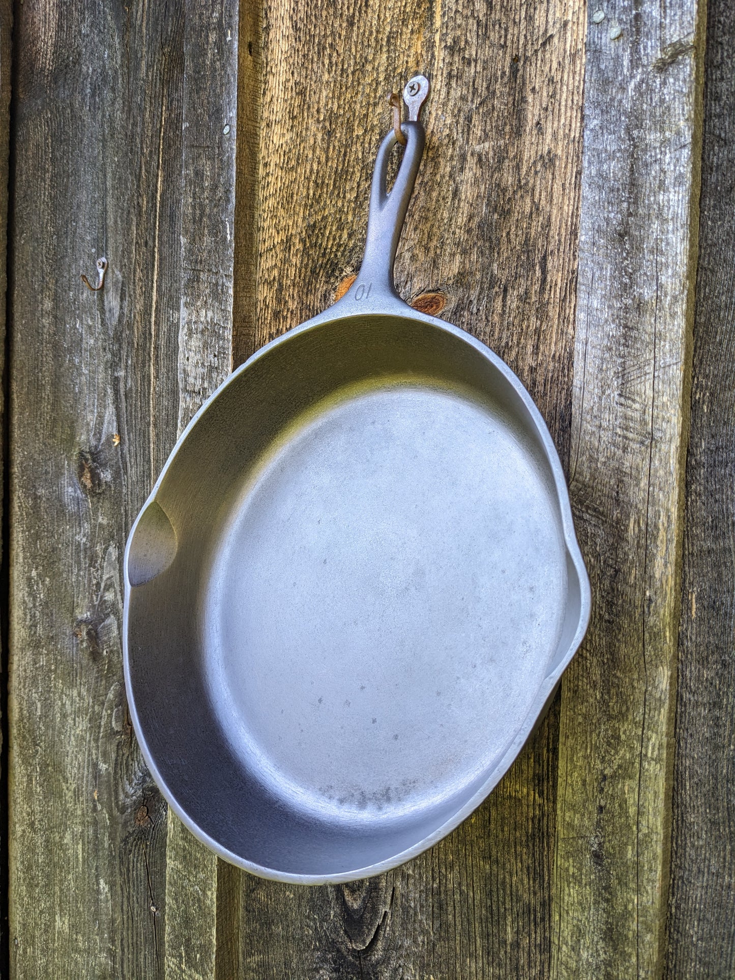Vintage Large Wagner Ware #10 Cast Iron Skillet Sidney O 1060