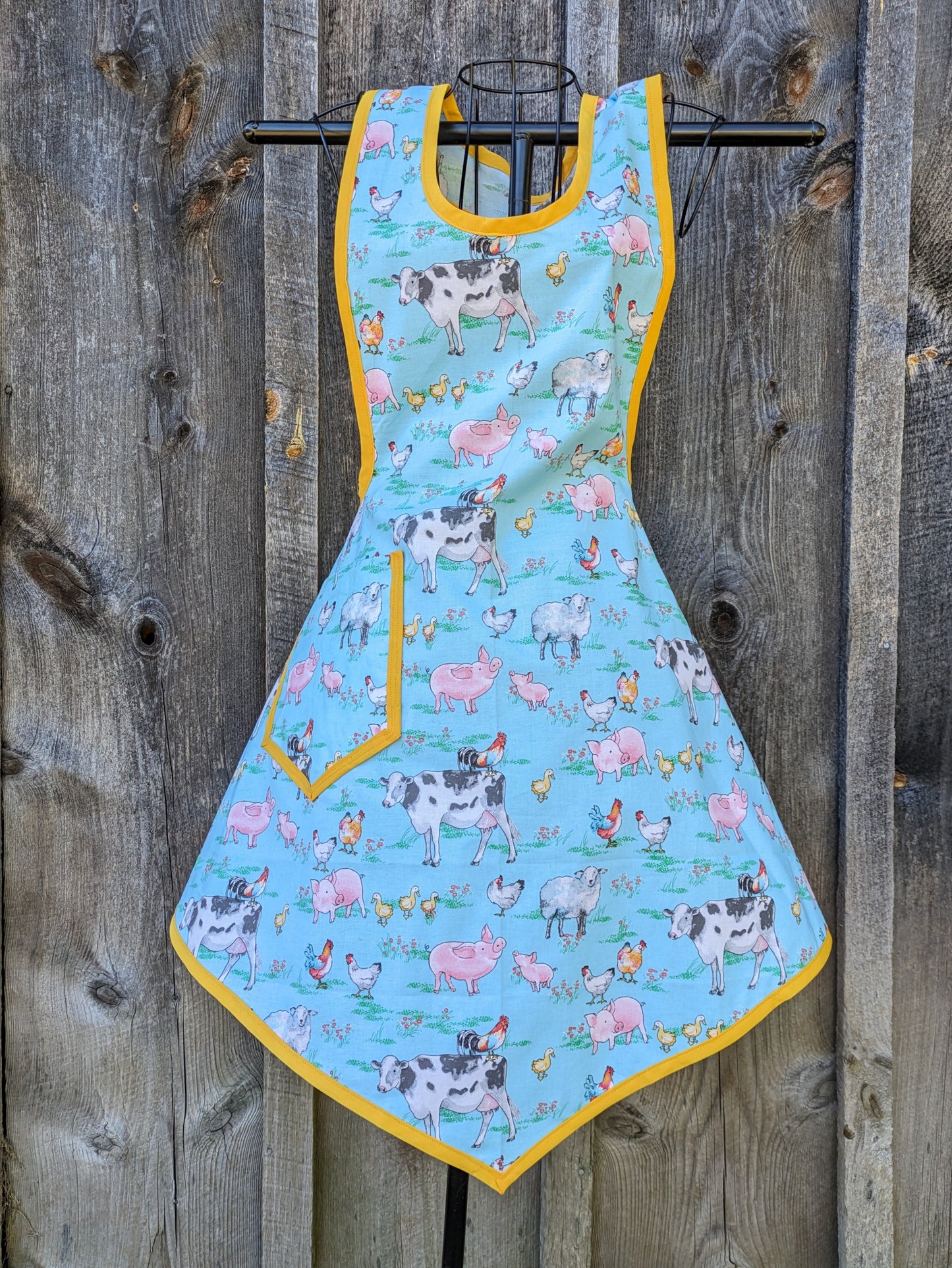 Barnyard Friends Vintage Inspired Full Apron