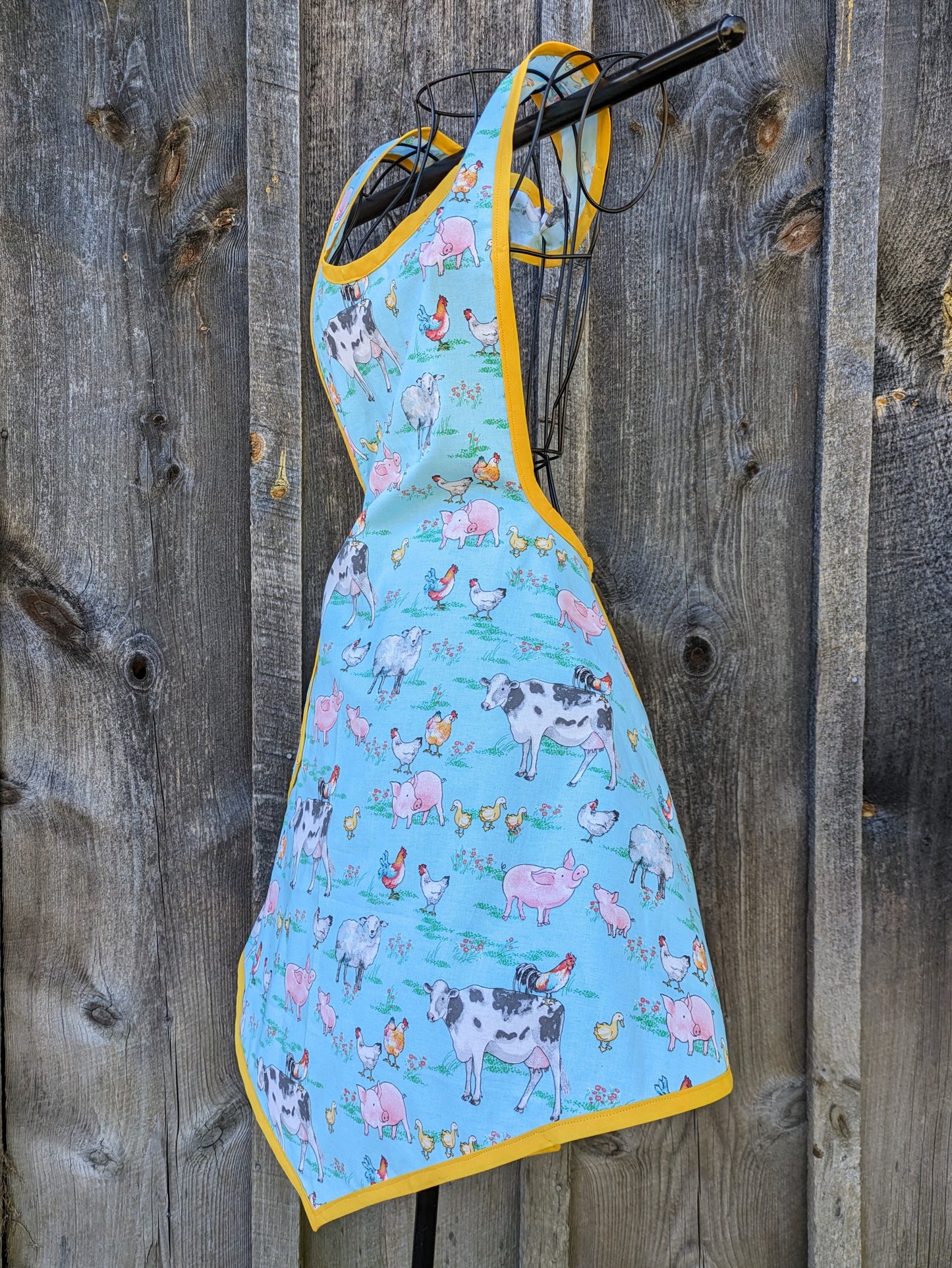 Barnyard Friends Vintage Inspired Full Apron