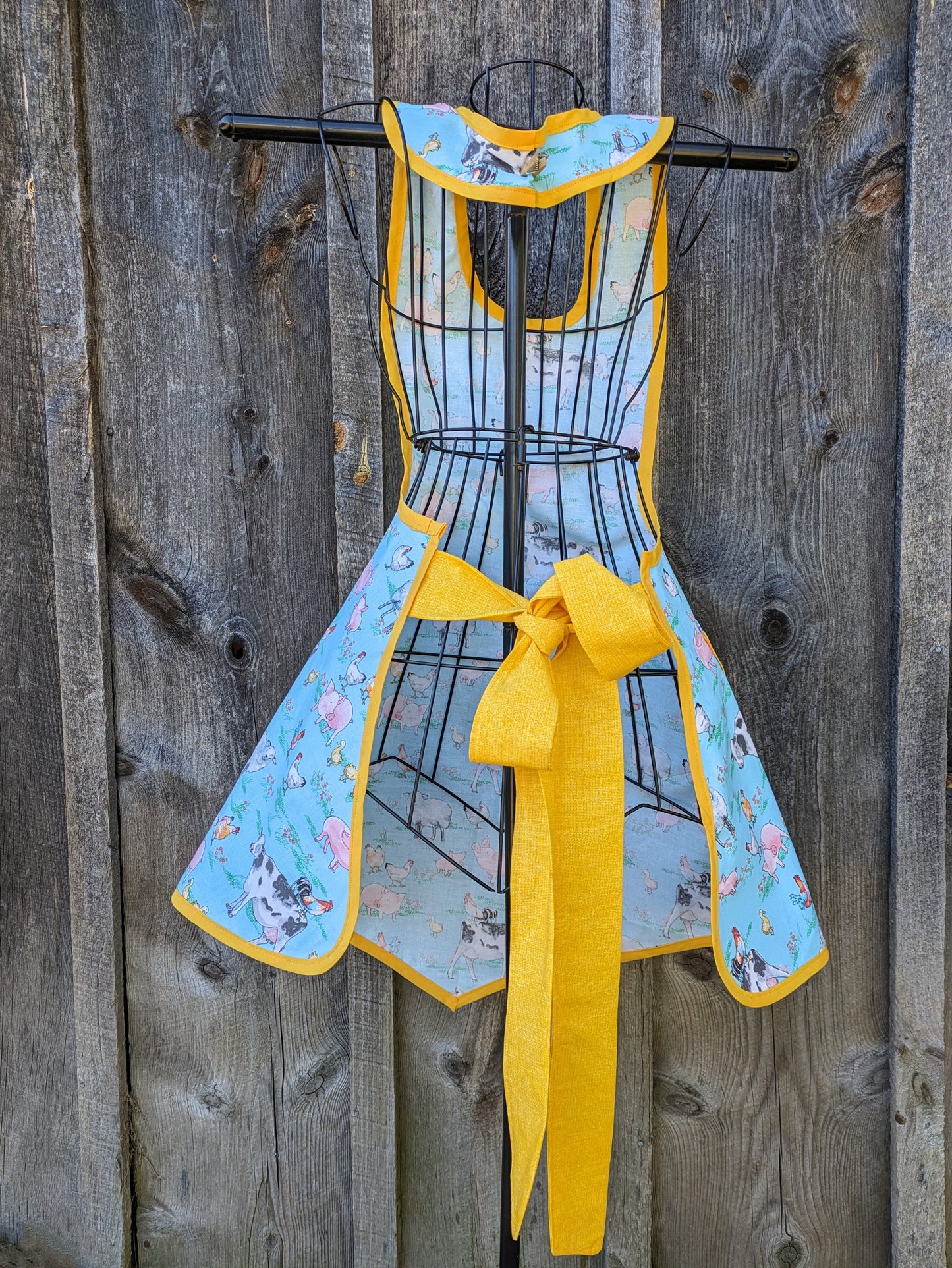 Barnyard Friends Vintage Inspired Full Apron