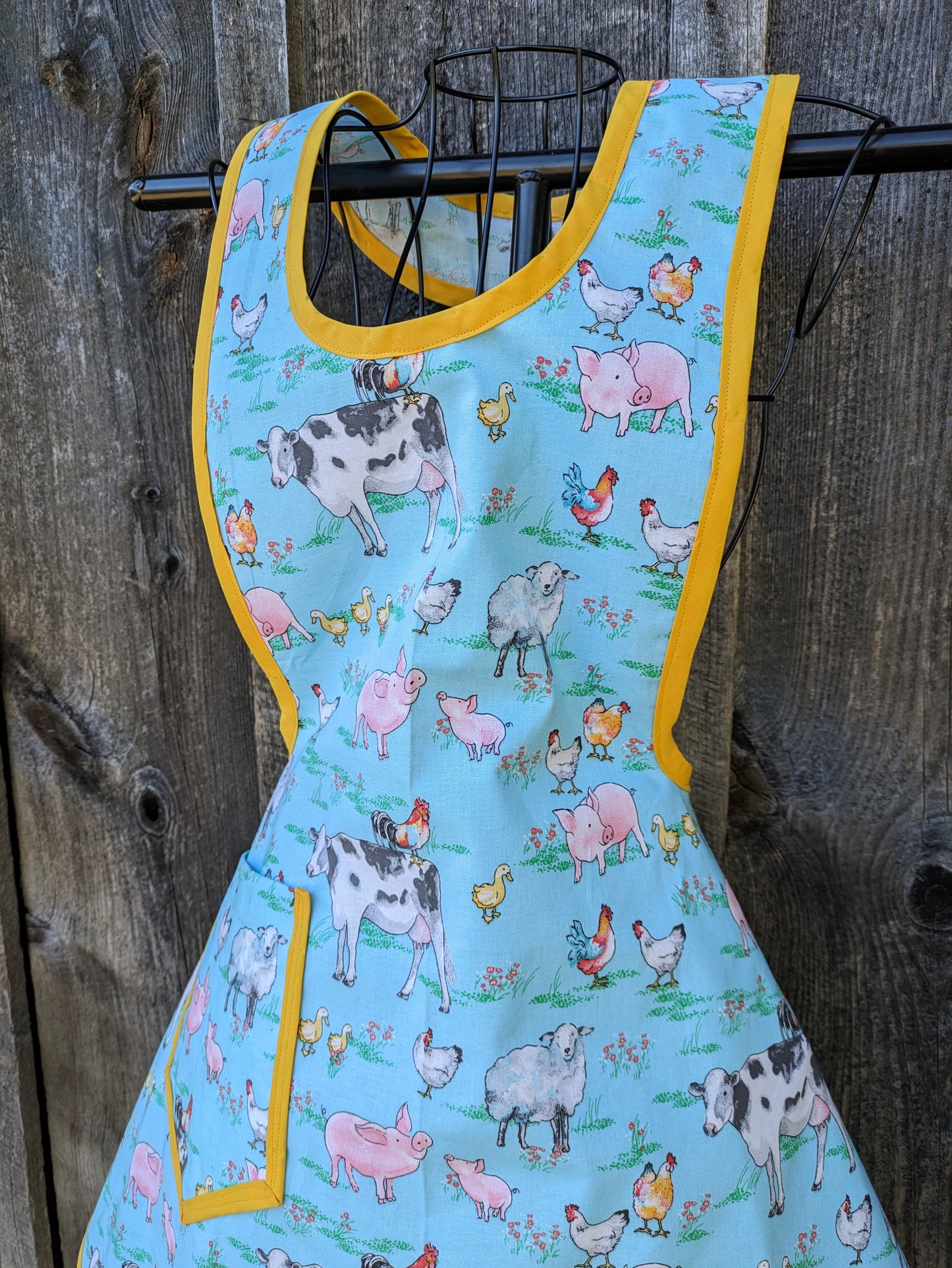Barnyard Friends Vintage Inspired Full Apron