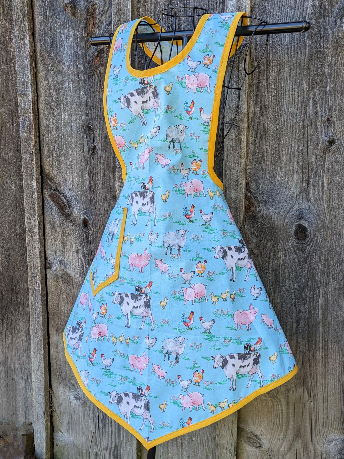 Barnyard Friends Vintage Inspired Full Apron