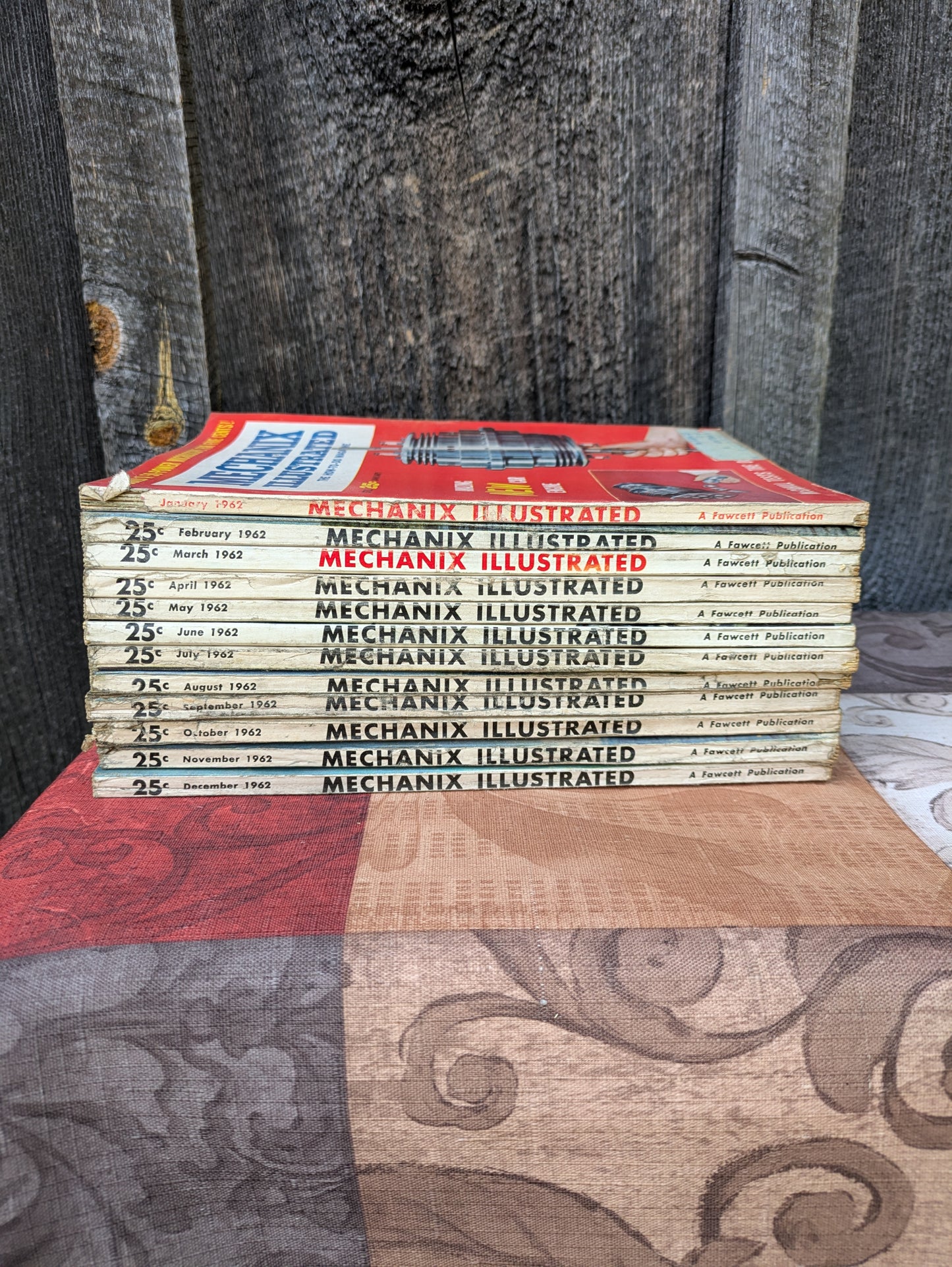 Set of 12 Mechanix Illustrated 1962 Full Year