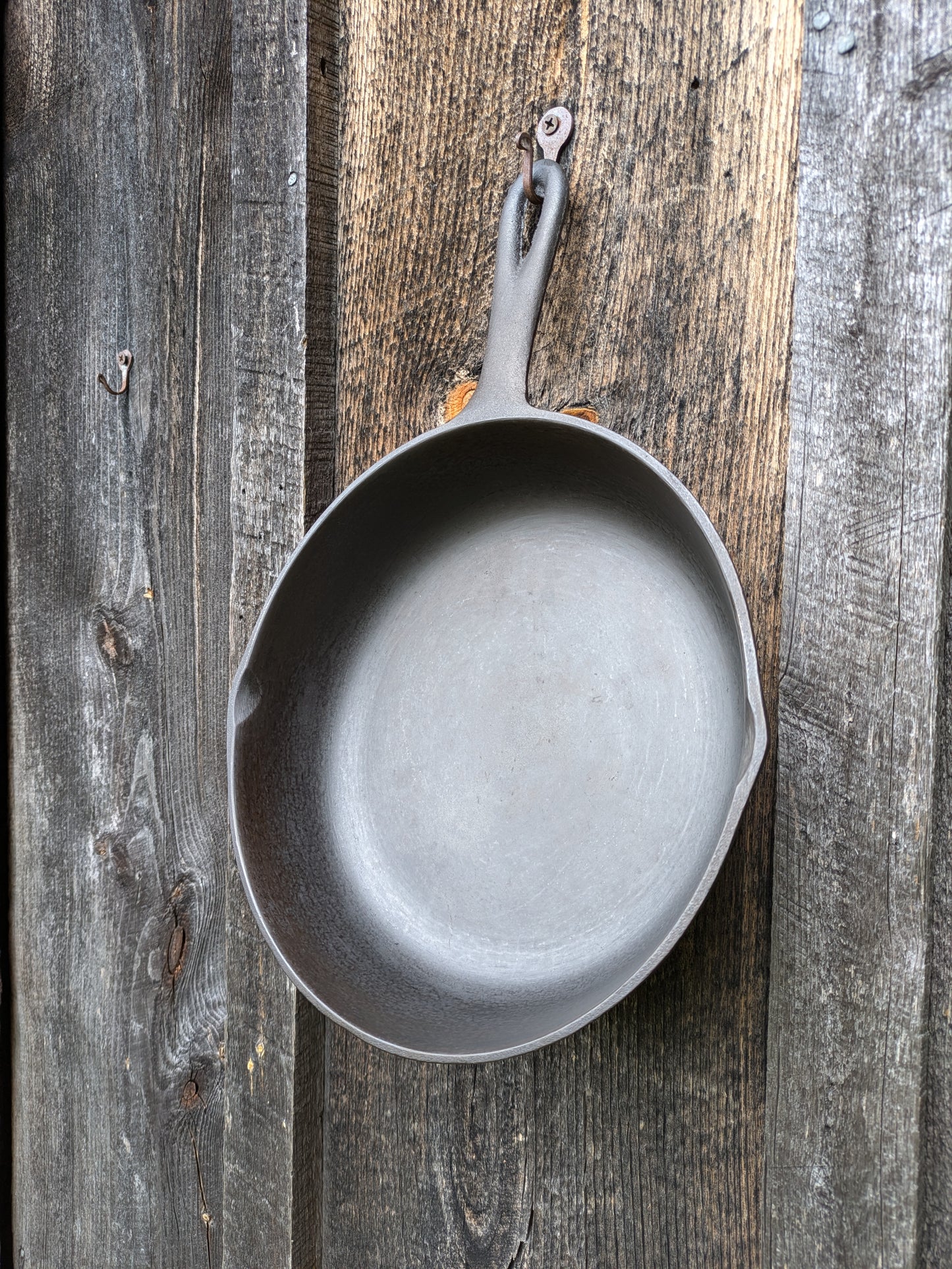 Vintage BSR Red Mountain #7 Cast Iron Skillet