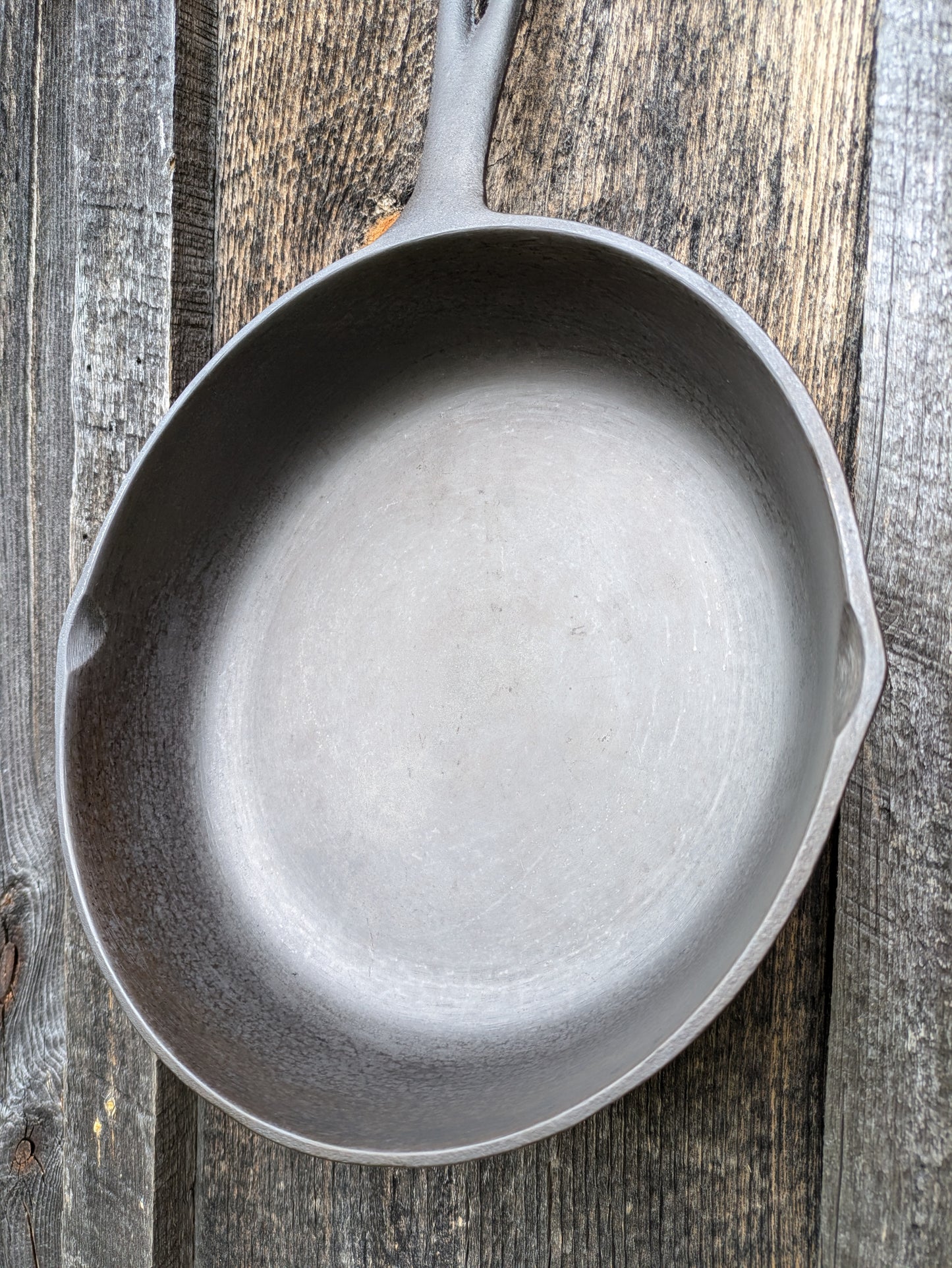 Vintage BSR Red Mountain #7 Cast Iron Skillet