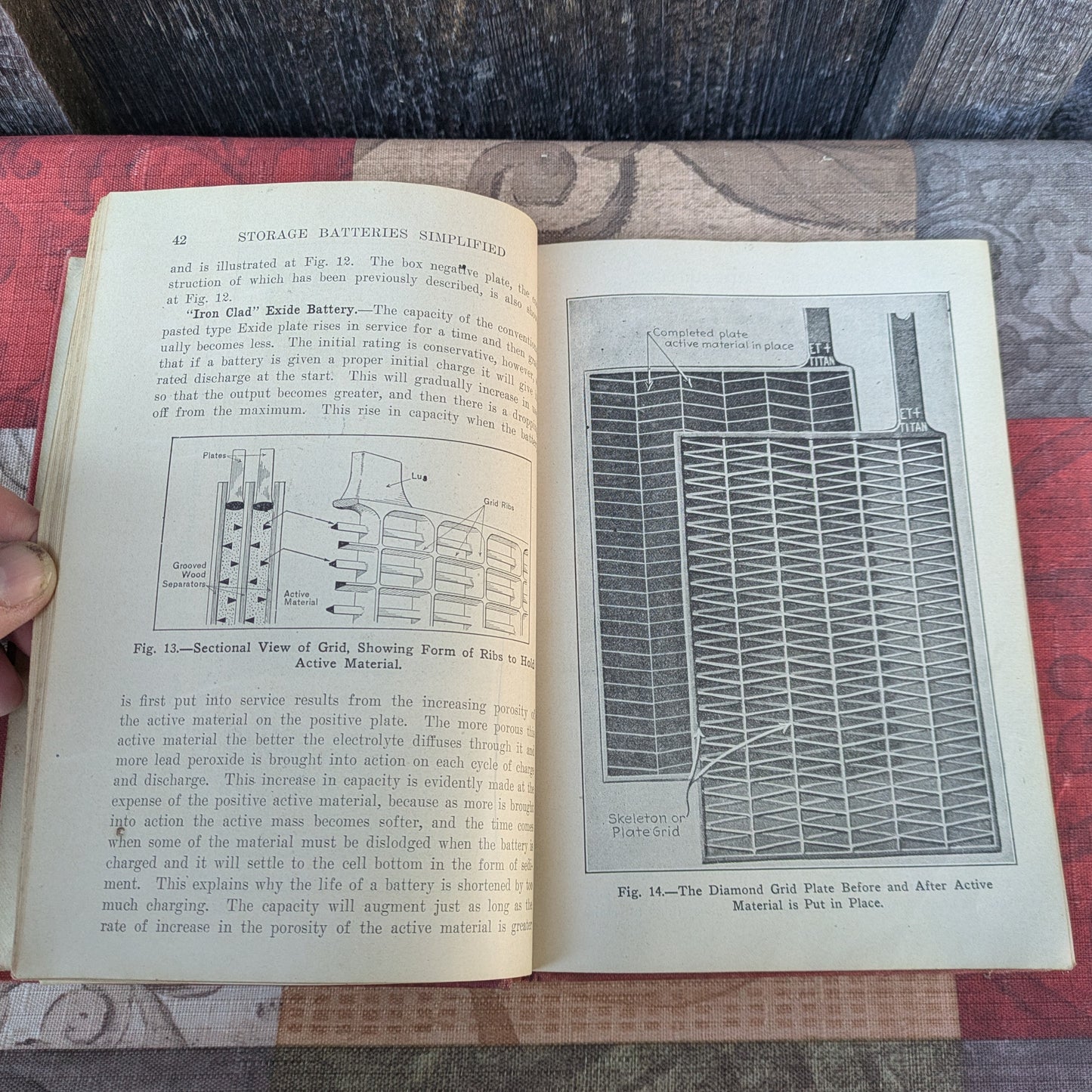 1921 First Edition Storage Batteries Simplified by Victor Pagé