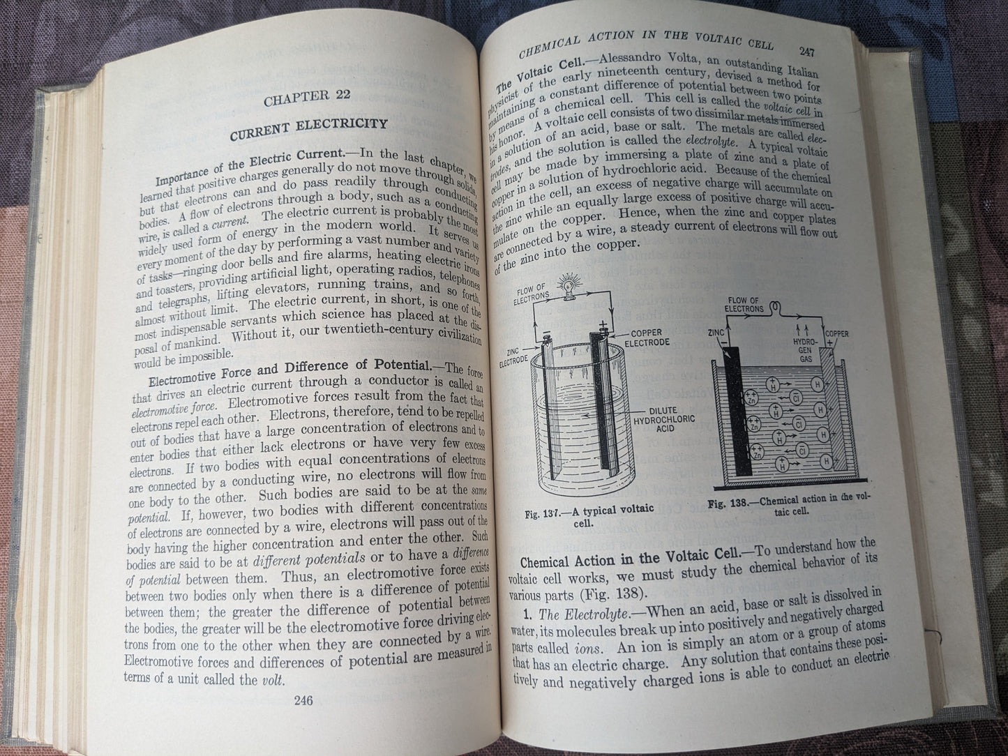 Visualized Physics, Including an Introduction to Aviation Physics by Alexander Taffel