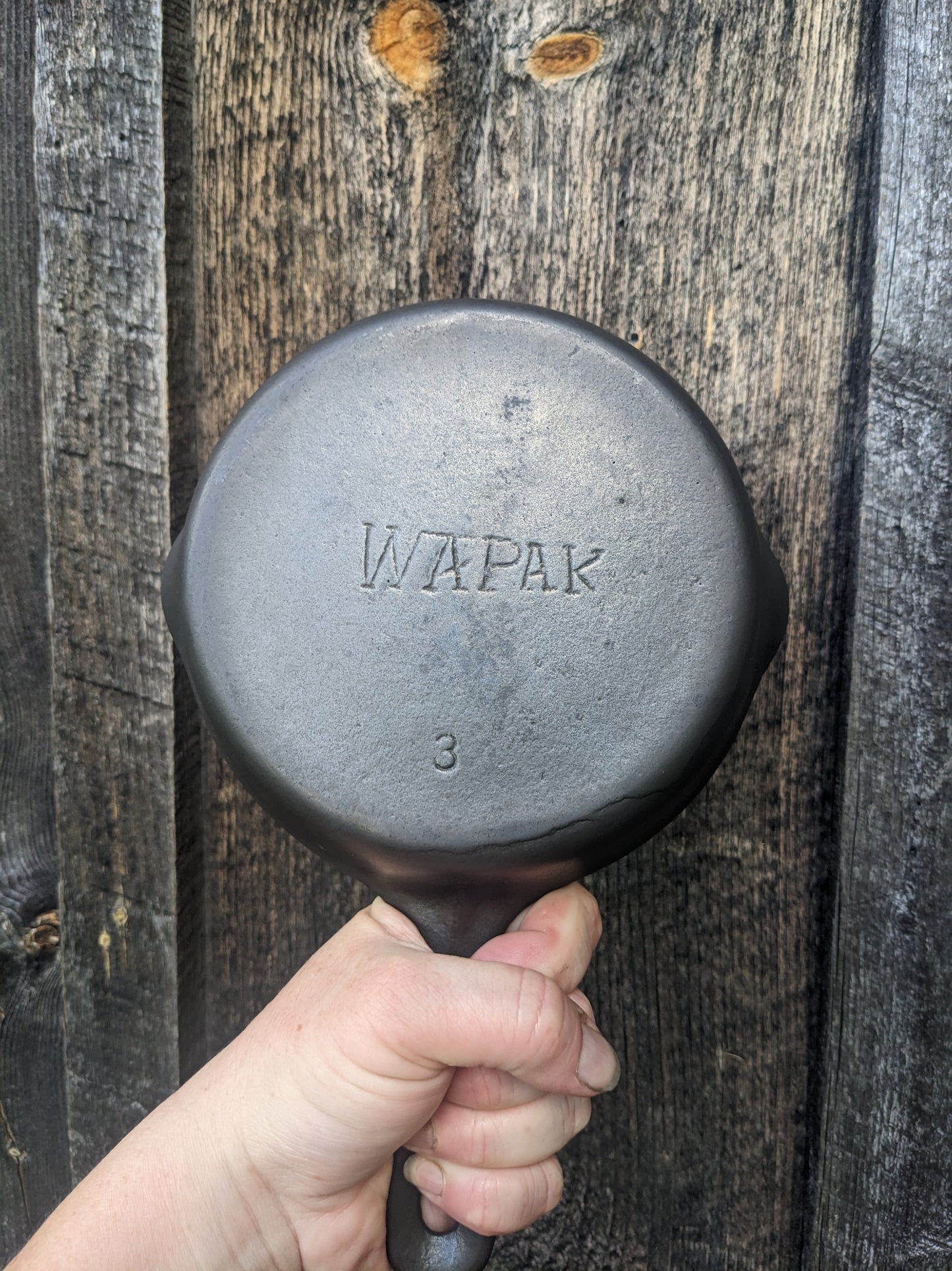 Antique Wapak #3 Taper Logo Cast Iron Skillet