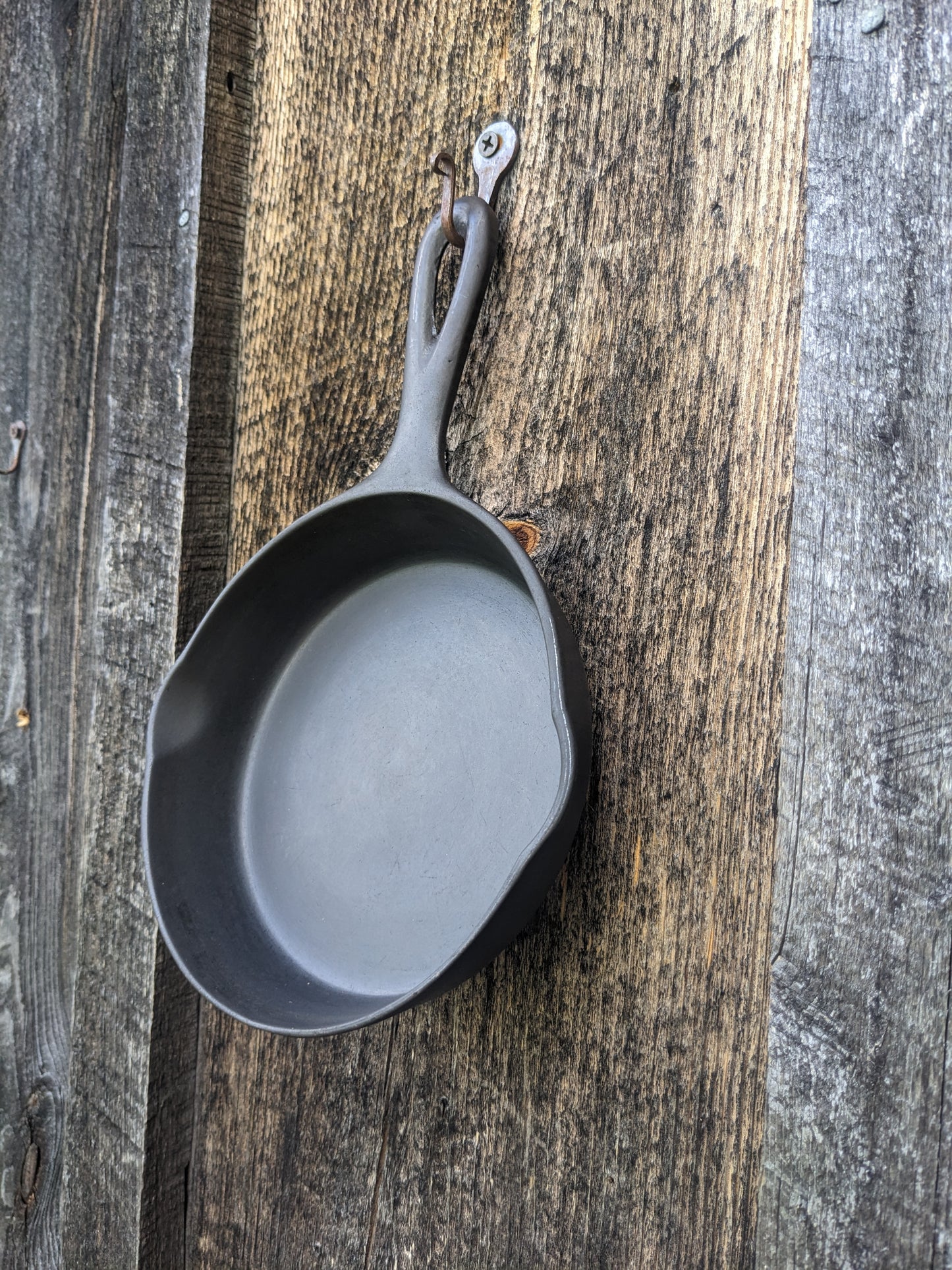 Antique Wapak #3 Taper Logo Cast Iron Skillet