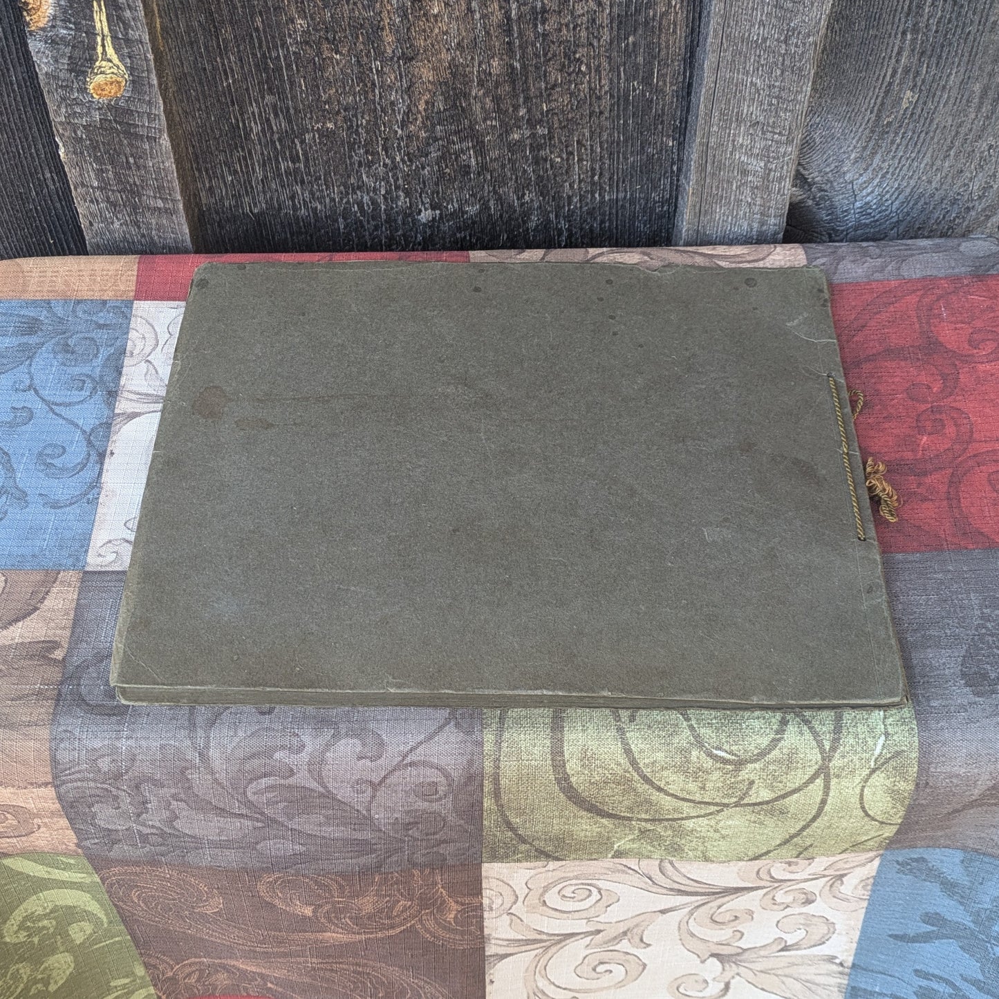 Antique 1914 Lake Michigan to Puget Sound Along the Chicago, Milwaukee & St. Paul Railway Scenic Guide Book Souvenir with Full Color Illustrations