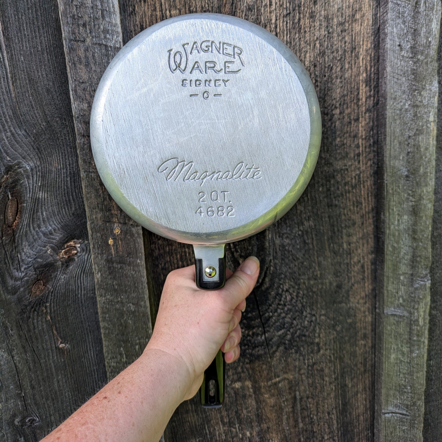 Vintage Magnalite 2 Quart Saucepan with Lid. Cast Aluminum Cookware by Wagner Ware 4682
