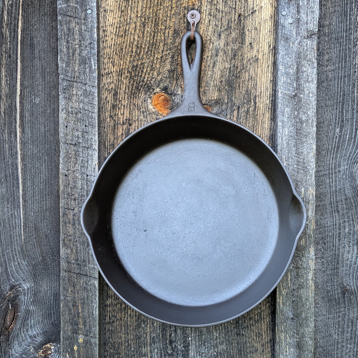 Griswold Cast Iron Skillet #8 Large Block Logo and Heat Ring 704 V