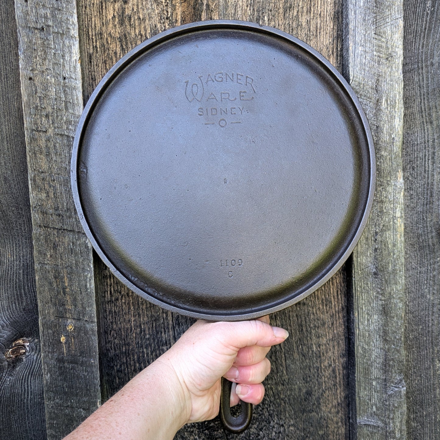 Wagner Ware Cast Iron Skillet Griddle #9 1109