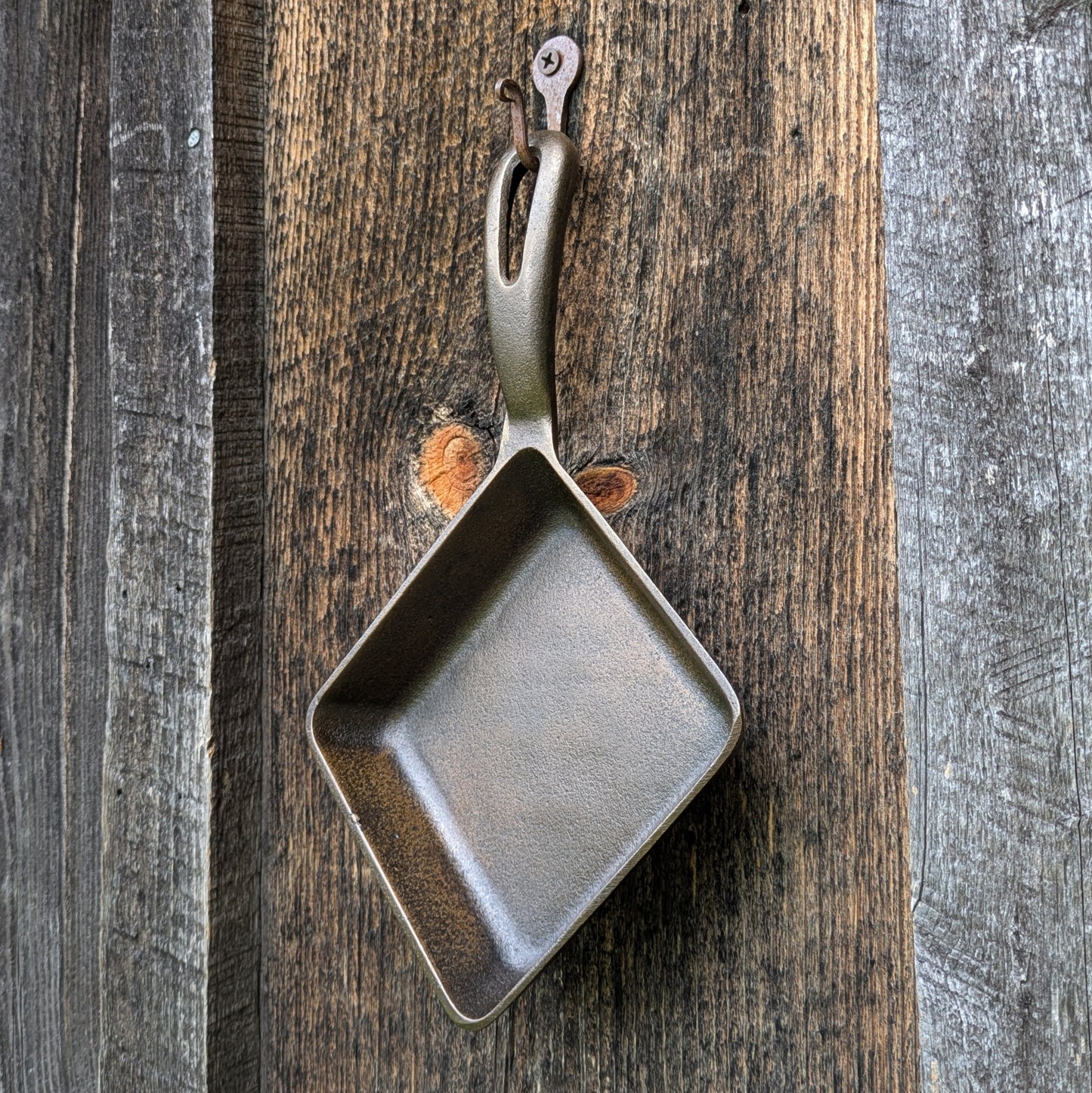 Vintage Griswold Cast Iron Square Egg Skillet #129 Block Logo