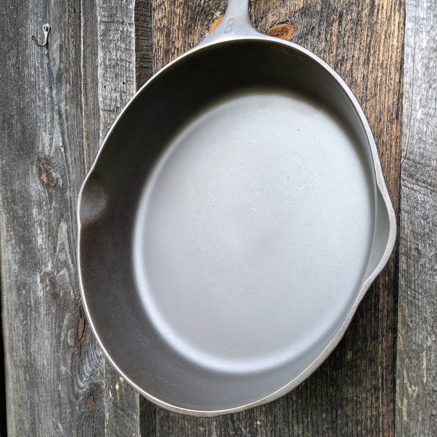 Vintage Wagner Ware Sidney O #8 Cast Iron Skillet 1058 T