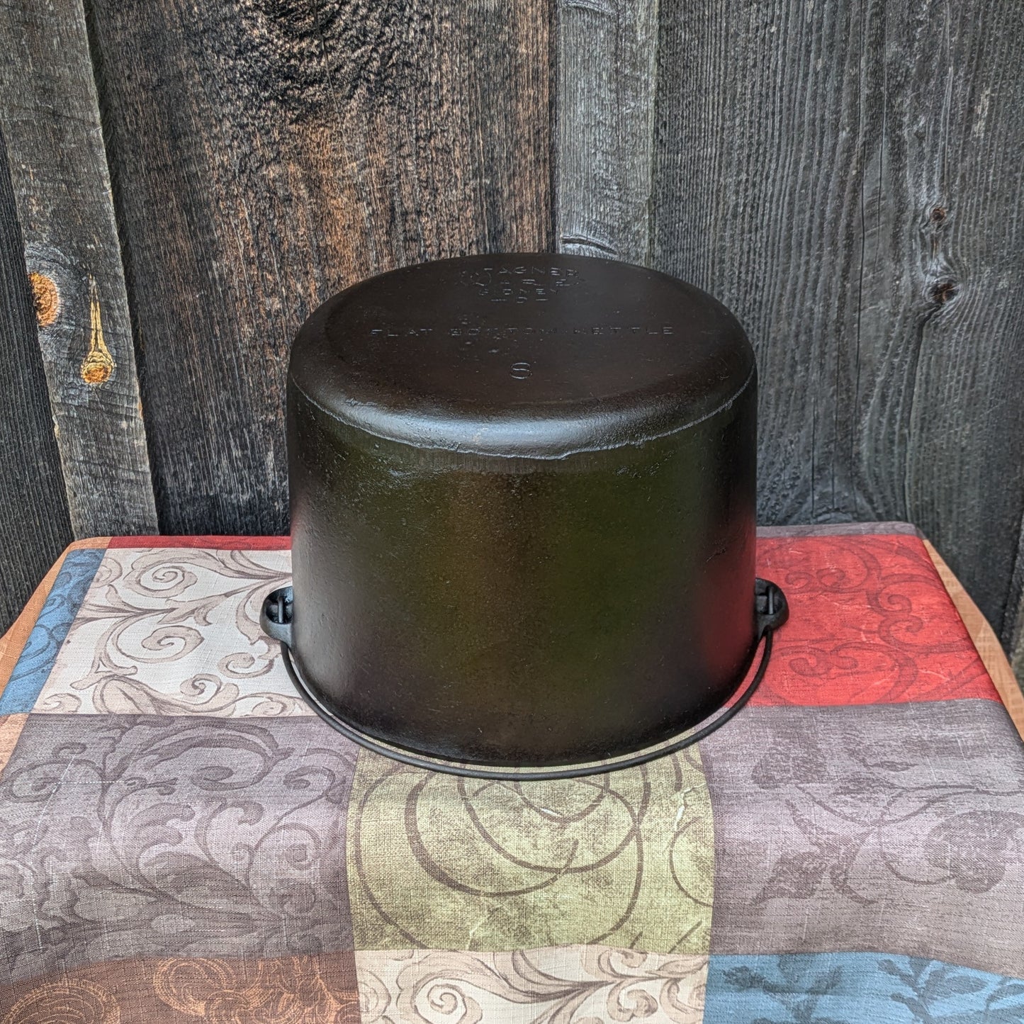 Wagner Ware Cast Iron Flat Bottom Kettle #8
