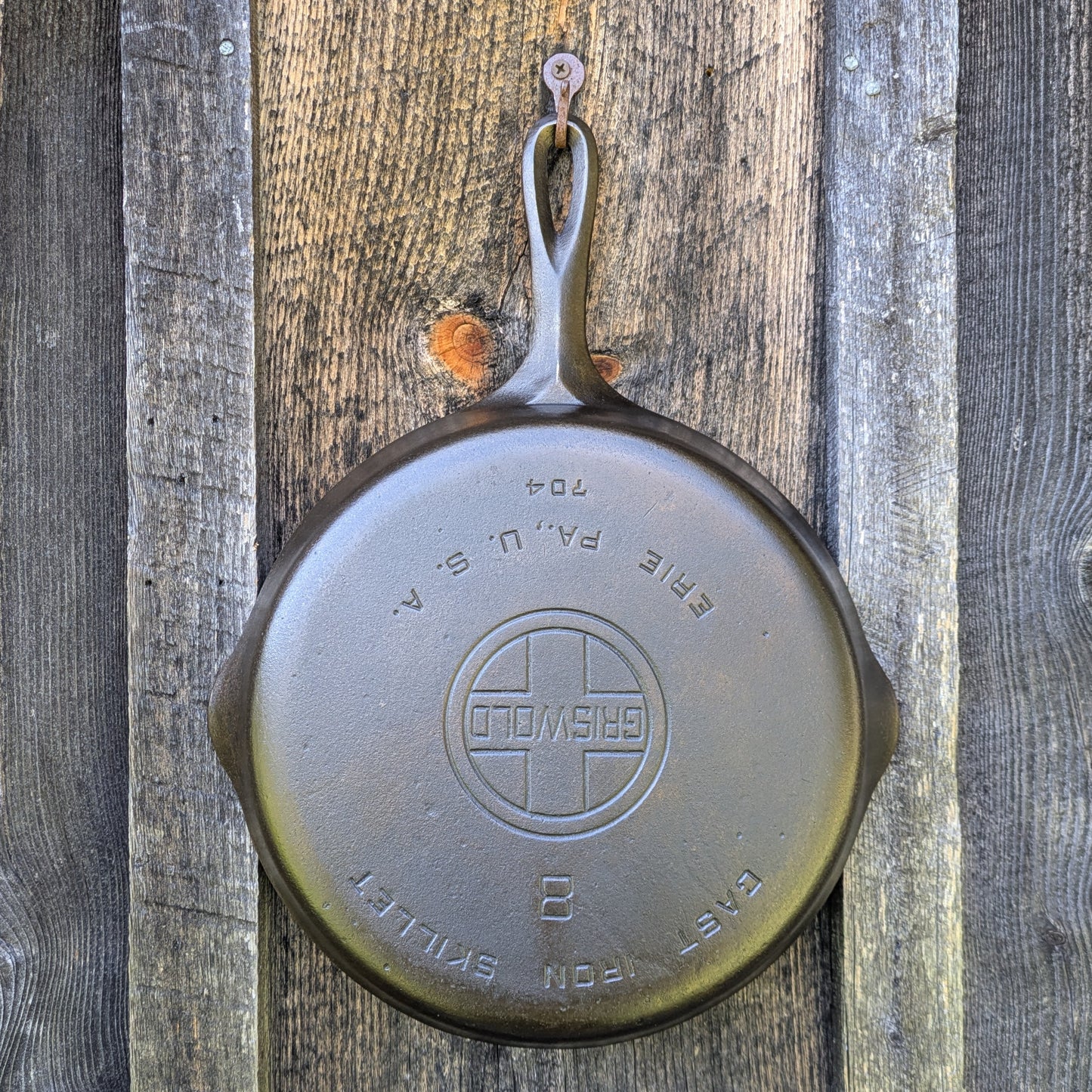 Griswold #8 Large Block Logo Cast Iron Skillet Smooth Bottom 704