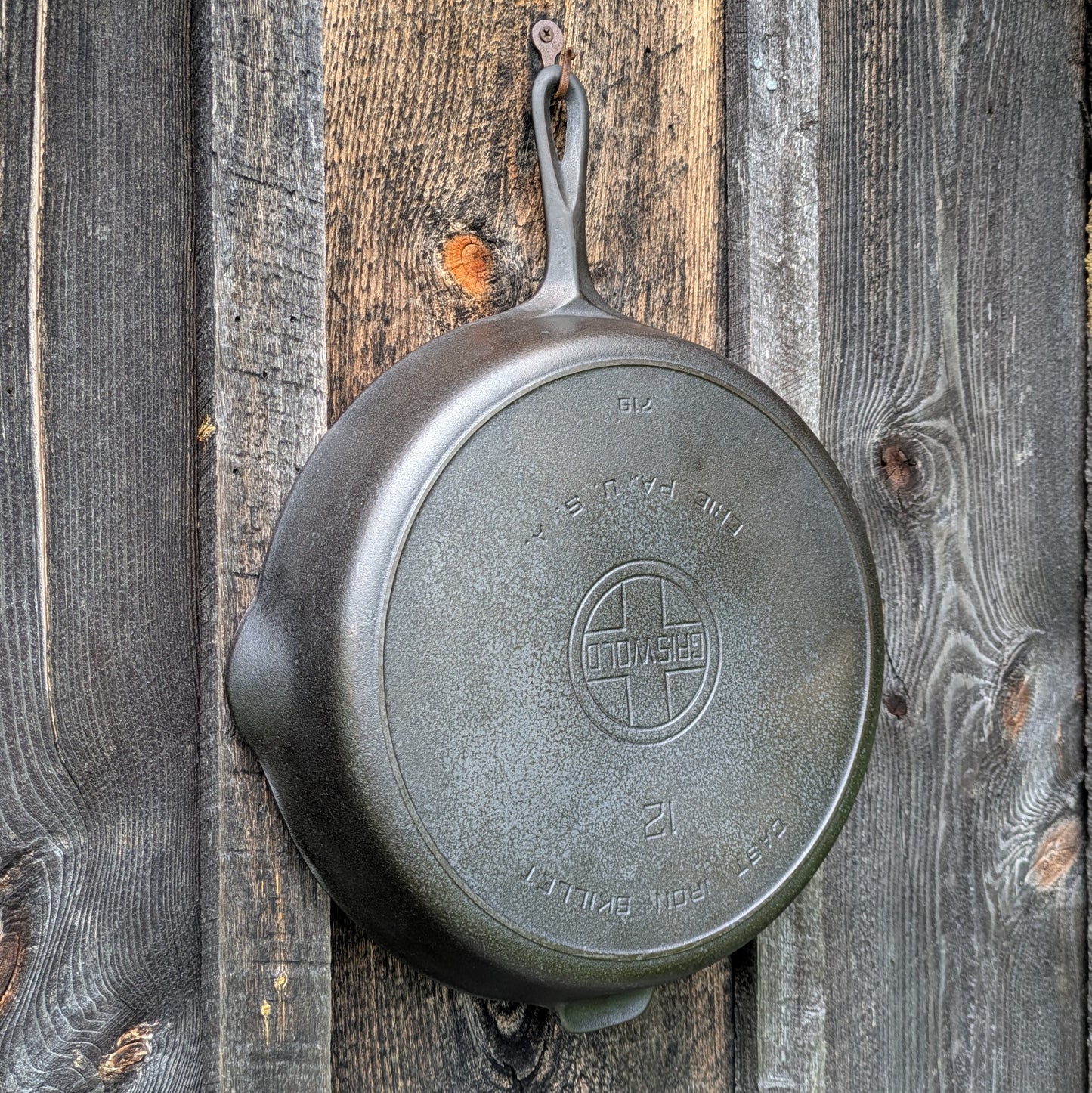 Large Griswold #12 Cast Iron Skillet with Large Block Logo and Heat Ring, Erie PA 719
