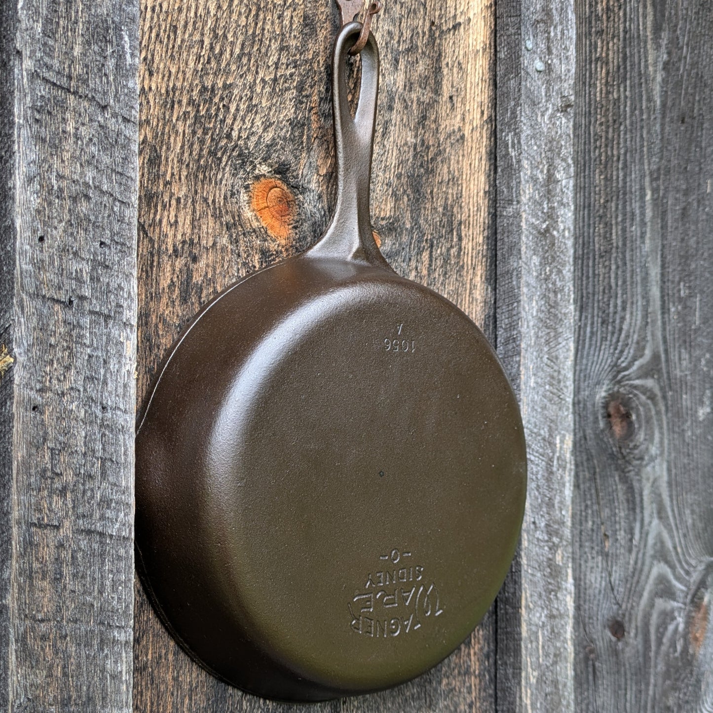 Vintage Wagner Ware #6 Cast Iron Skillet 1056