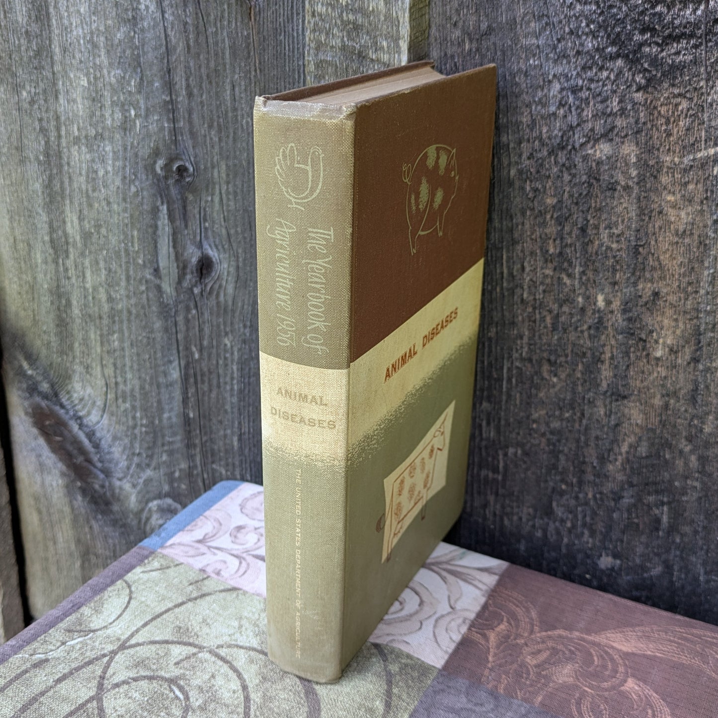 Vintage USDA Yearbook of Agriculture 1956 Animal Diseases