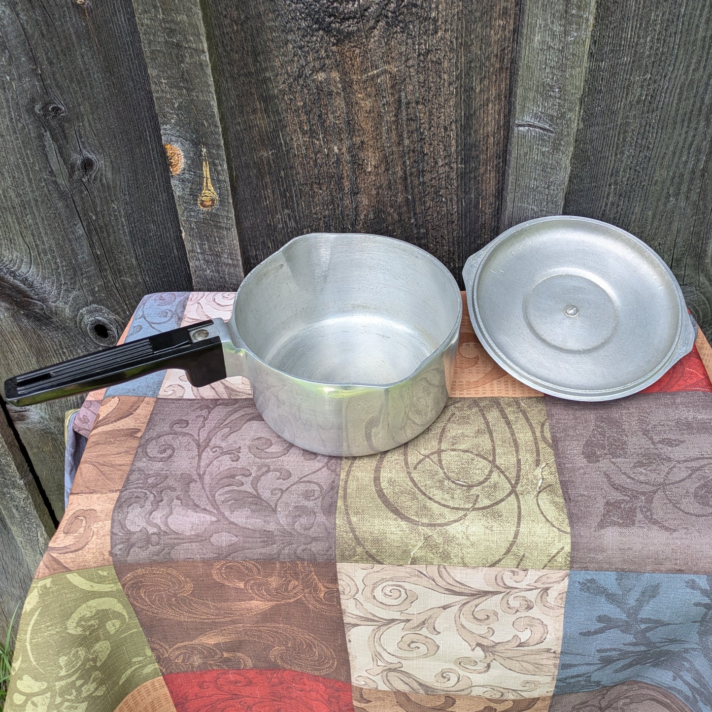 Vintage Magnalite 2 Quart Saucepan with Lid. Cast Aluminum Cookware by Wagner Ware 4682