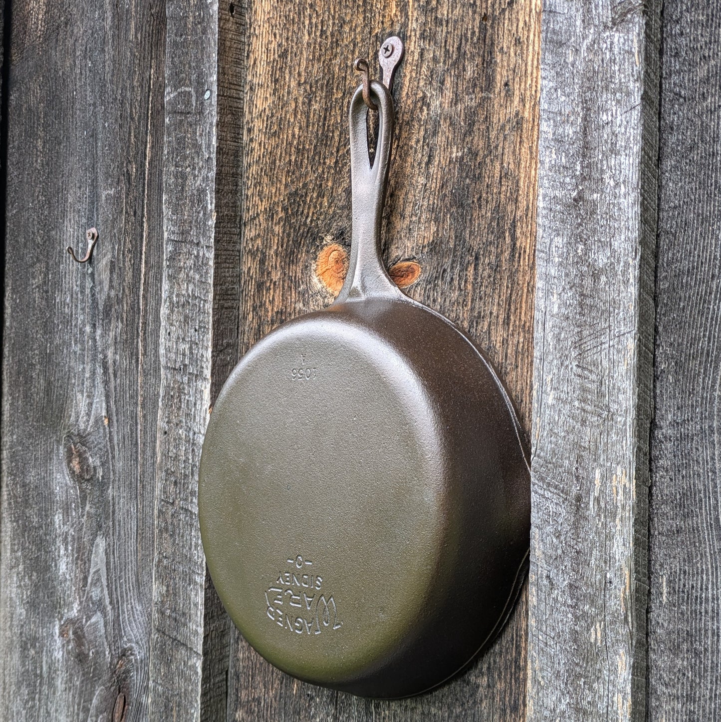 Vintage Wagner Ware #6 Cast Iron Skillet 1056