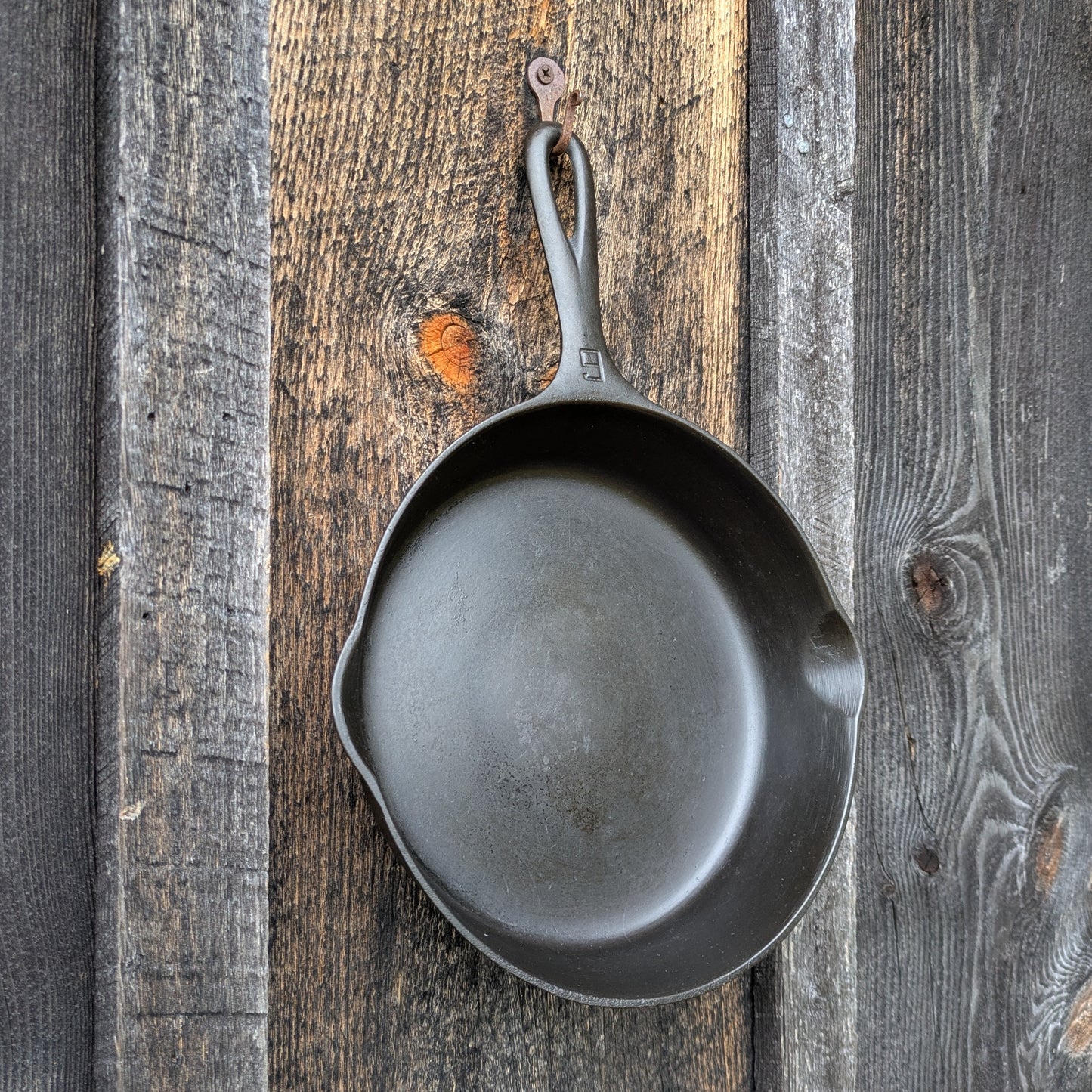 Vintage Griswold #6 Cast Iron Skillet with Large Block Logo 699 J