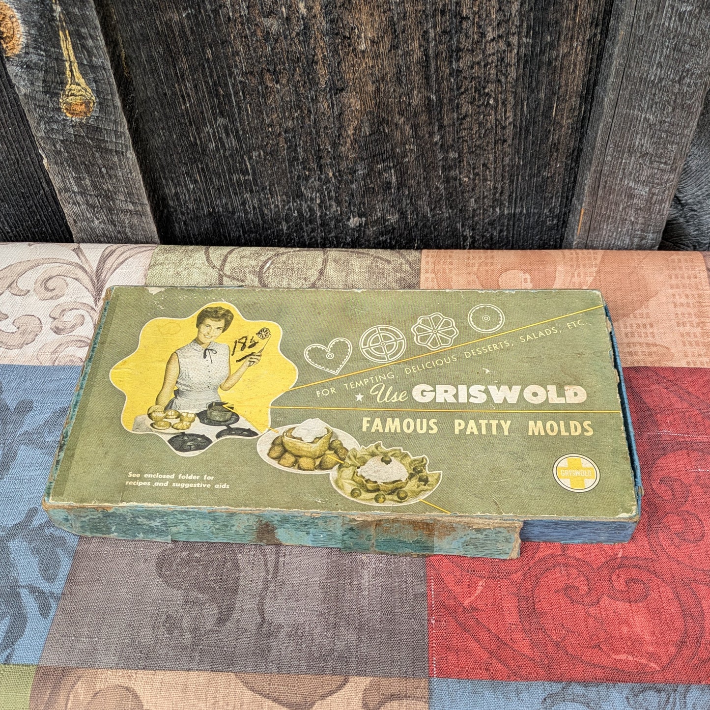 Griswold Shallow Patty Molds in Original Box