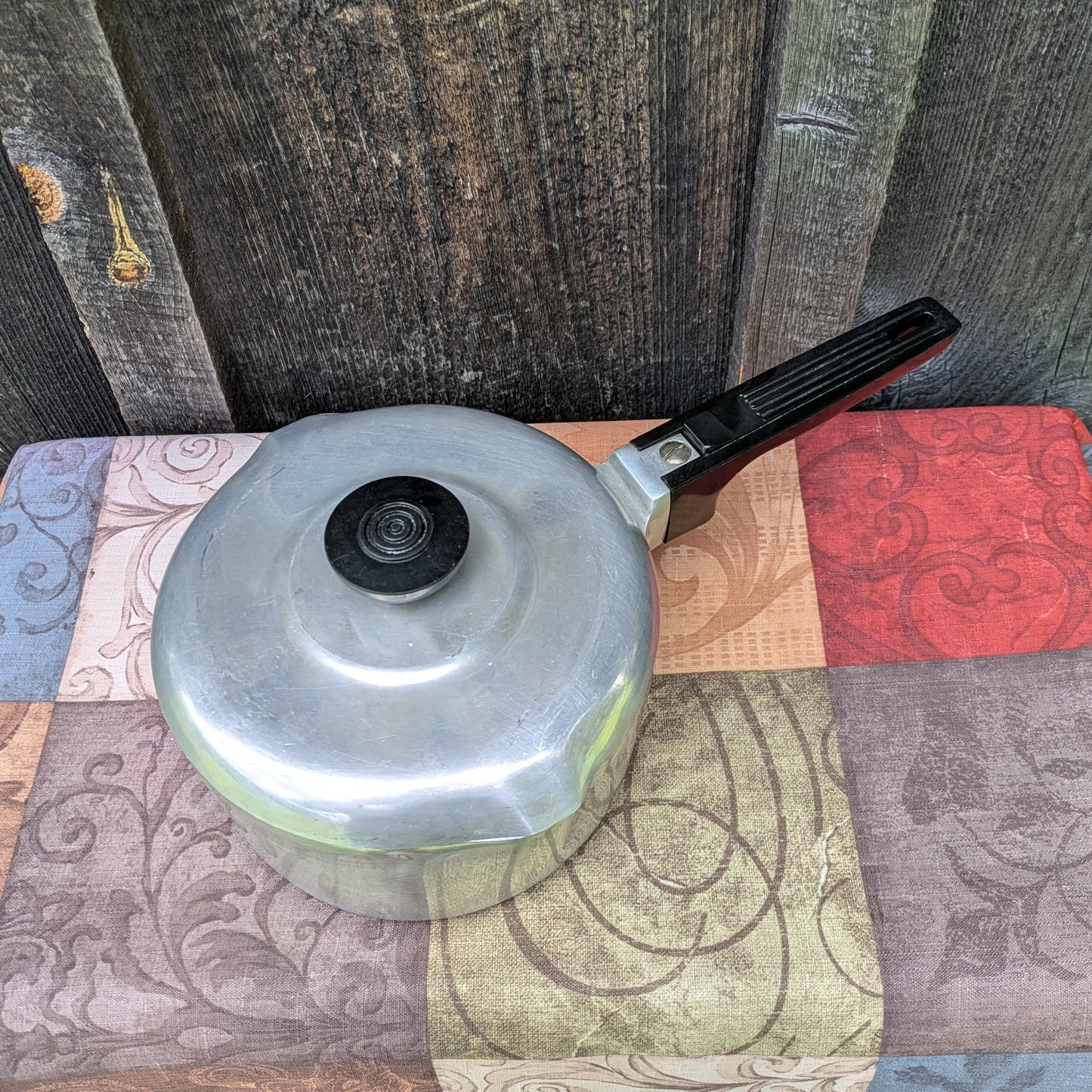 Vintage Magnalite 2 Quart Saucepan with Lid. Cast Aluminum Cookware by Wagner Ware 4682