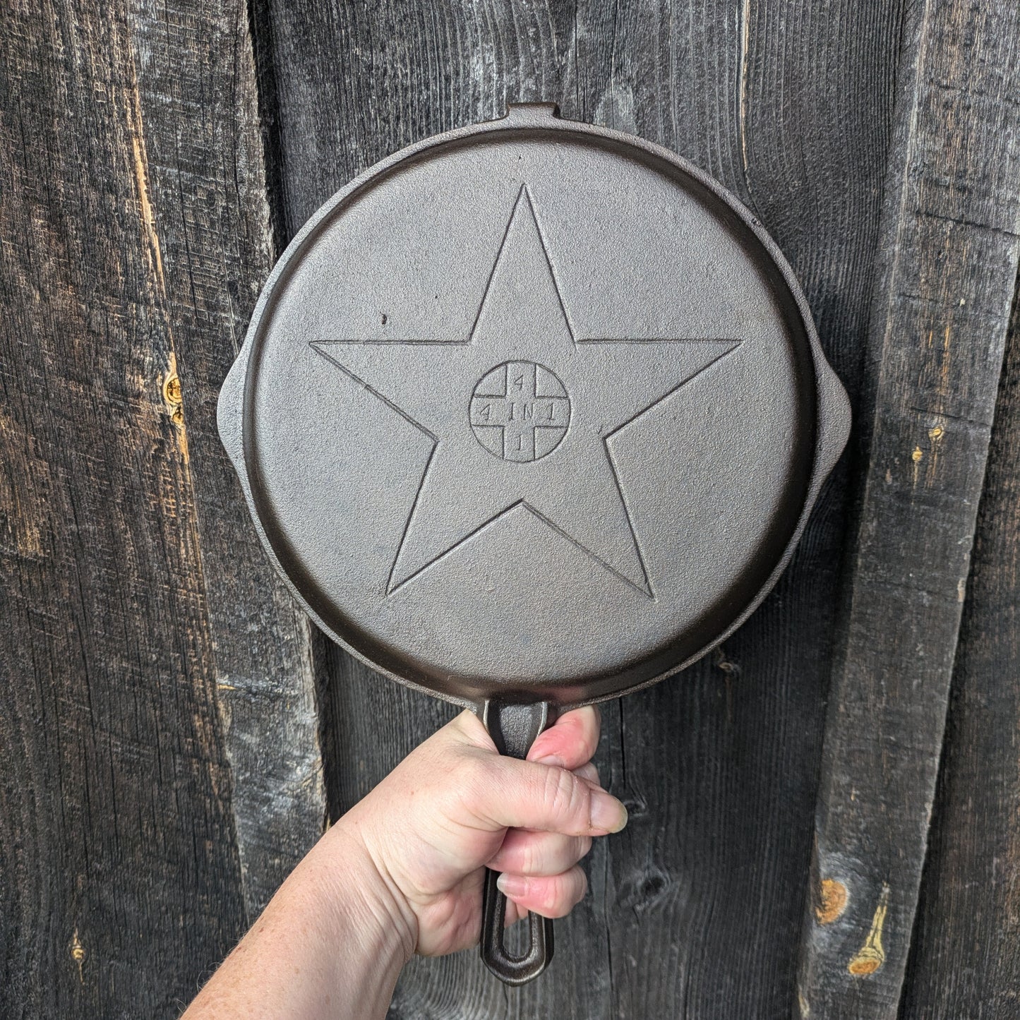 Vintage Lodge 4 in 1 Cast Iron Combo Cooker - Deep Skillet with Hinged Lid/Skillet