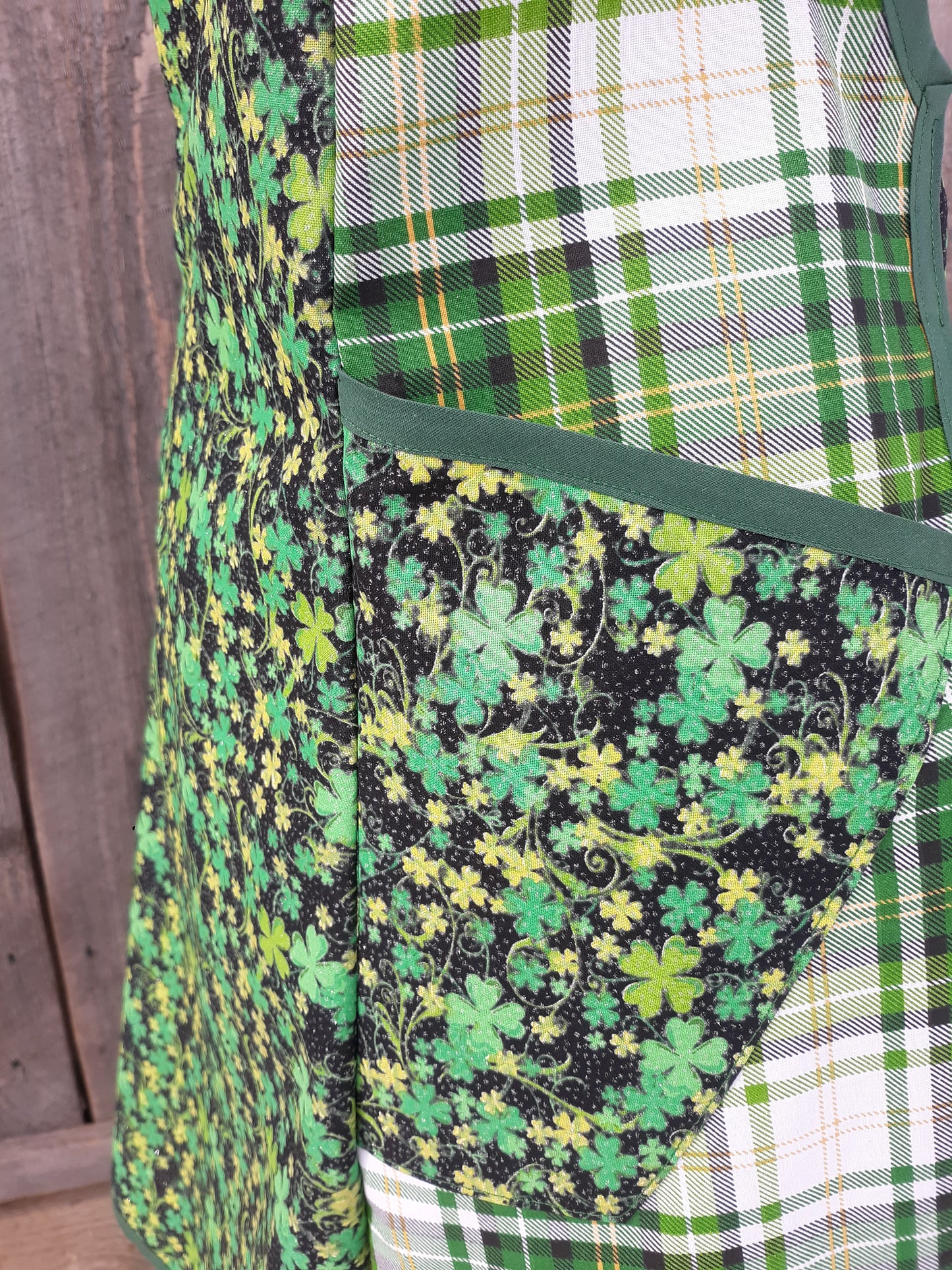 Lucky Shamrocks Full Apron