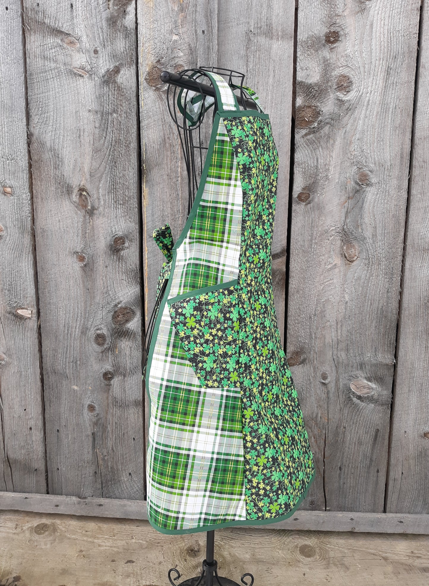 Lucky Shamrocks Full Apron
