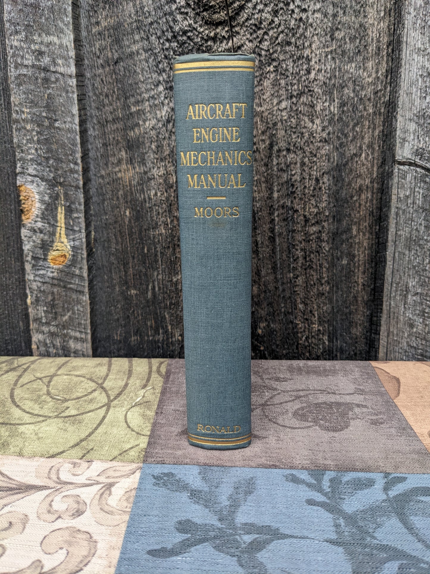 Aircraft Engine Mechanics Manual by C. John Moors, 1940 edition