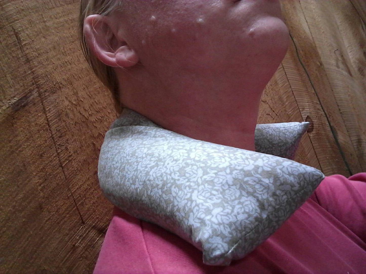 Energizing Peppermint Scented Heating or Cooling Wrap, All-Natural Rice Bag. Reusable and Earth Friendly. Great for sinuses!