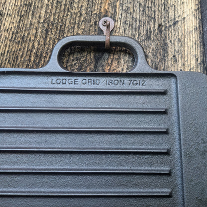 Vintage Lodge Cast Iron Reversible Griddle Grill 7G12