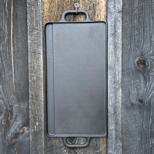 Vintage Lodge Cast Iron Reversible Griddle Grill 7G12