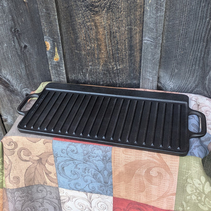 Vintage Lodge Cast Iron Reversible Griddle Grill 7G12