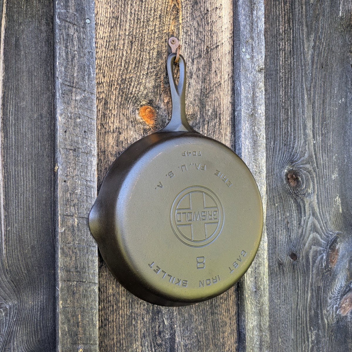 Griswold #8 Large Block Logo Cast Iron Skillet Smooth Bottom 704 P