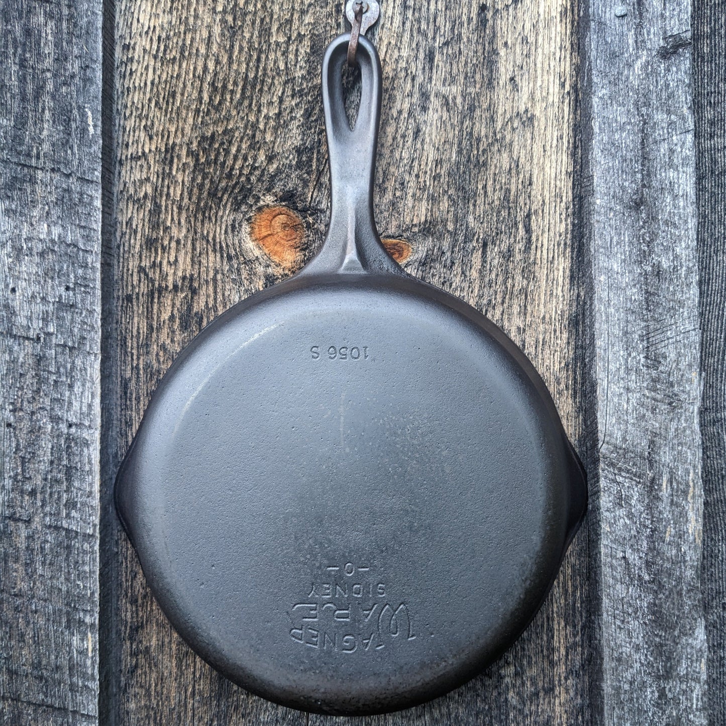 Vintage Wagner Ware #6 Cast Iron Skillet 1056