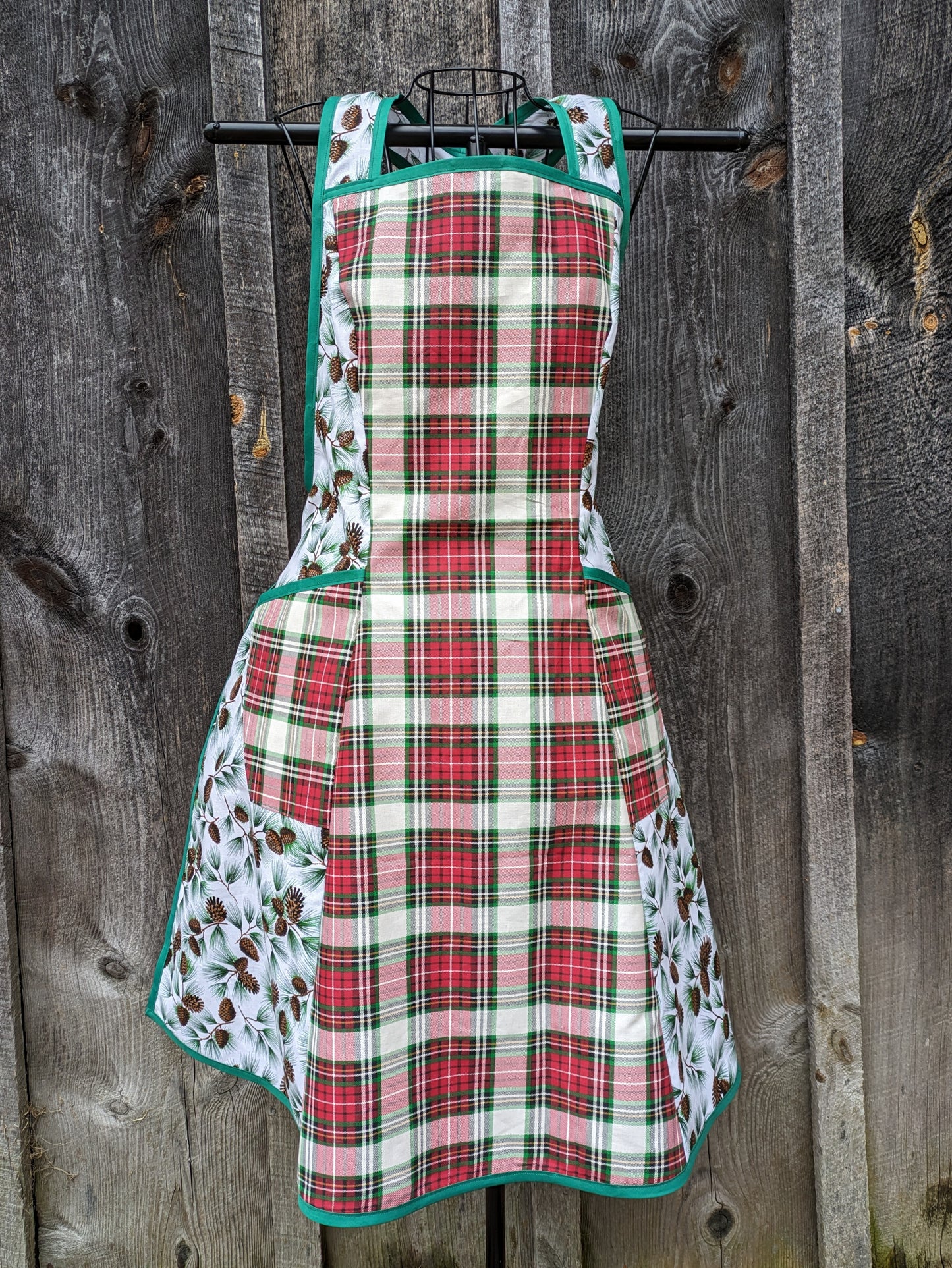Country Christmas Vintage Inspired Full Apron