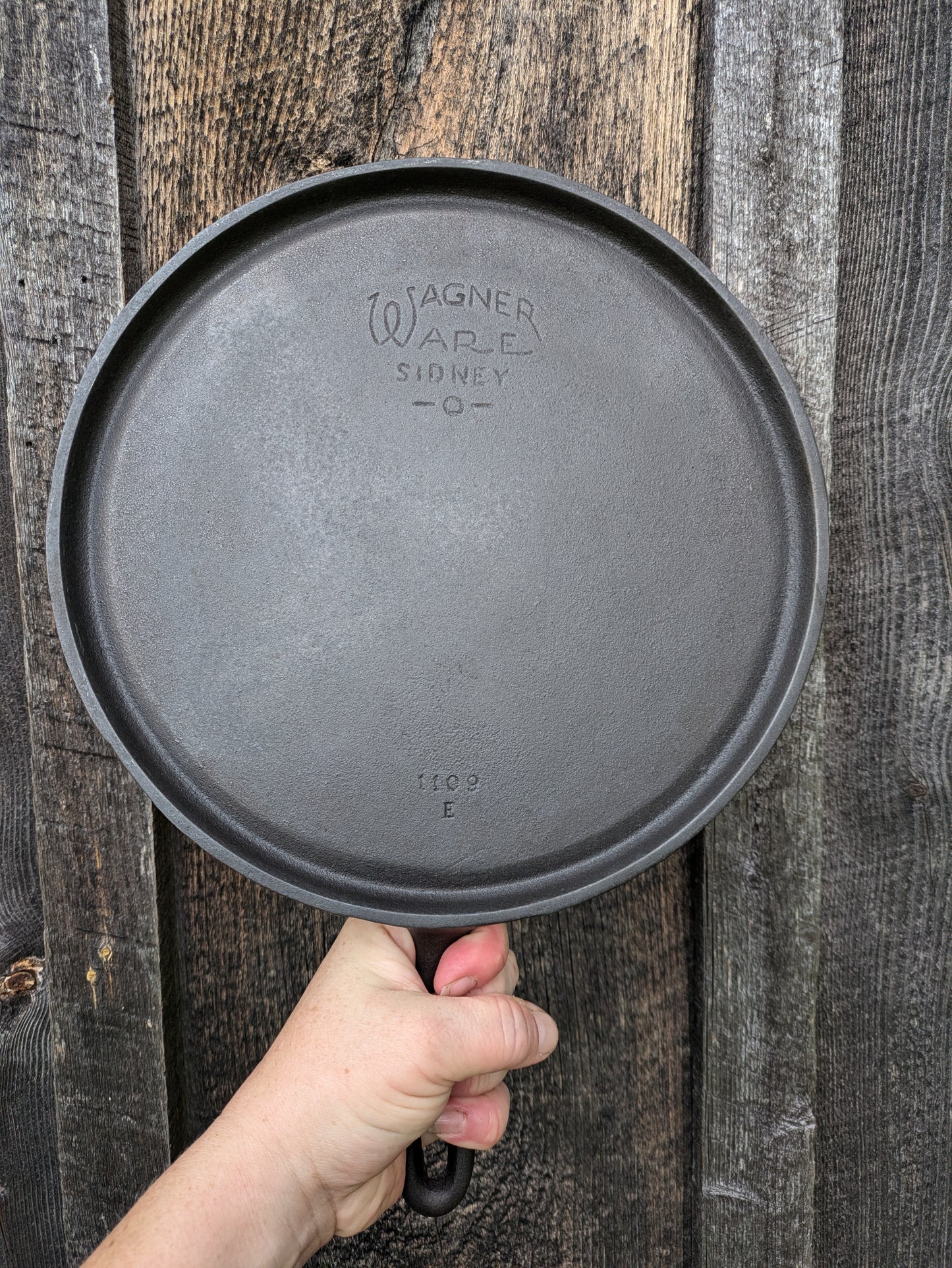 Wagner Ware Cast Iron Skillet Griddle #9 1109