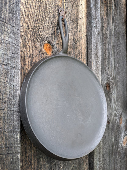 Wagner Ware Cast Iron Skillet Griddle #9 1109