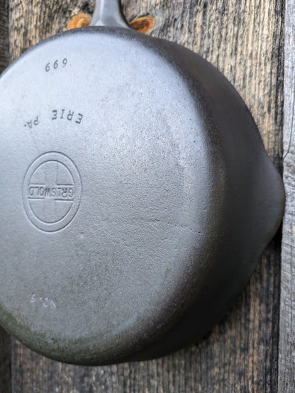 Griswold Small Block Logo #6 Cast Iron Skillet with Early Handle 699