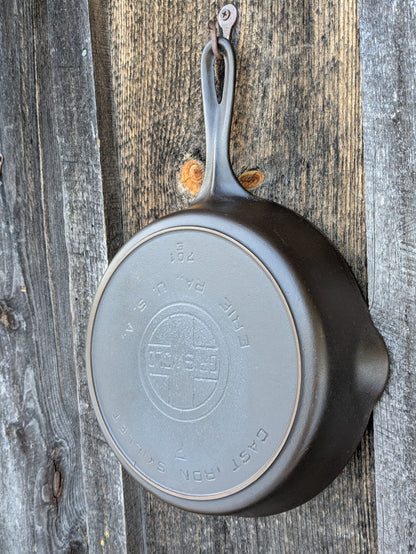 Vintage Griswold #7 Skillet with Large Block Logo and Heat Ring 701 E