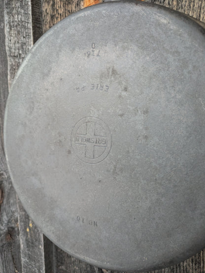 Griswold Small Block Logo #10 Cast Iron Skillet with Late Handle 716 D