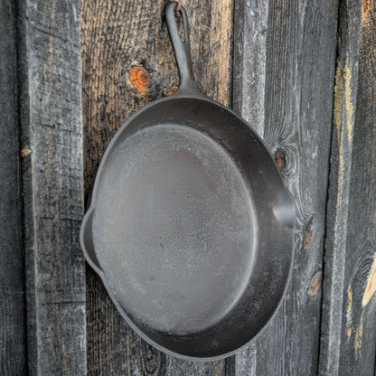 Griswold Small Block Logo #10 Cast Iron Skillet with Late Handle 716 D