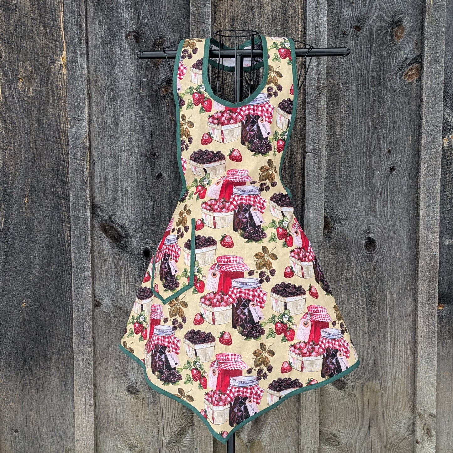 Vintage Inspired Berry Good Full Apron with Pocket